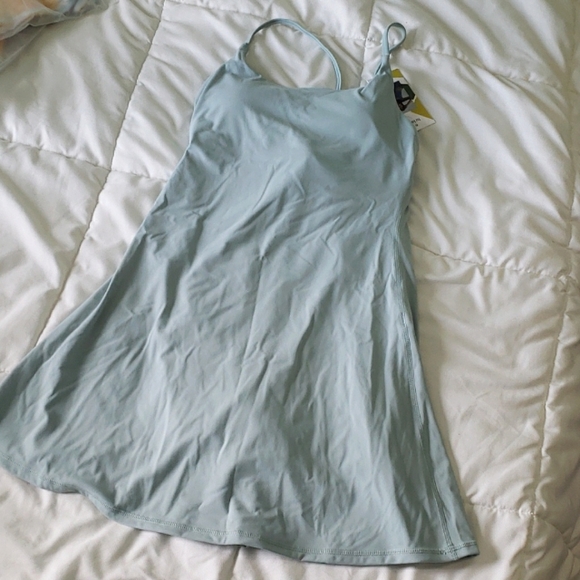 BNWT exercise dress, mint green / seafoam - Picture 3 of 4
